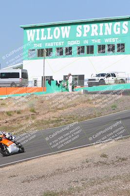 media/Apr-20-2025-AHRMA (Sun) [[393a79c373]]/Race/Group 11 early race/Turn 4b/